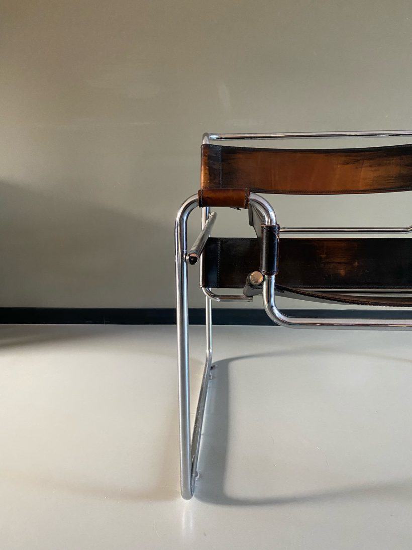 63380EAC-3FA4-4BD1-8434-3A5BA49C6B75